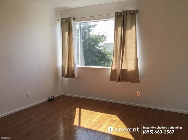 Foto del edificio - 359 11th Ave