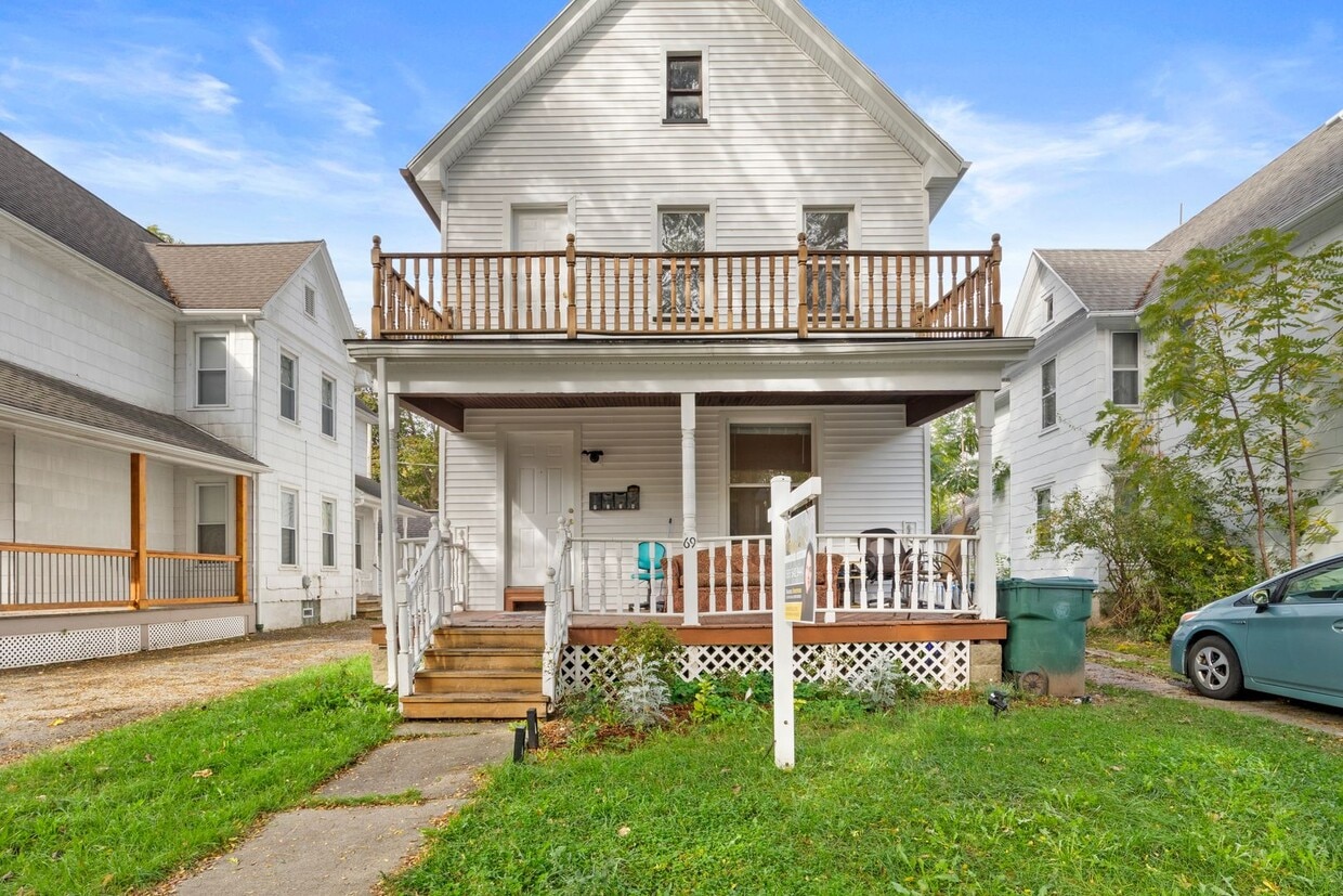 Primary Photo - 69 Amherst St