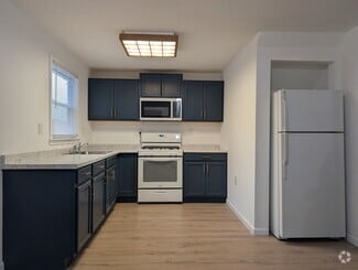 Building Photo - 309 Grand Ave