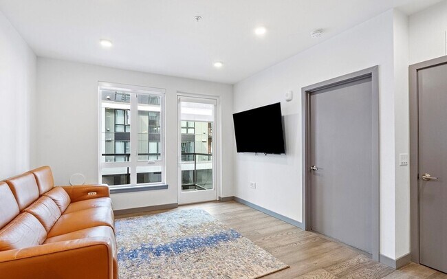 Building Photo - New New New Beautiful Totem Lake/Kirkland Condo for Rent!