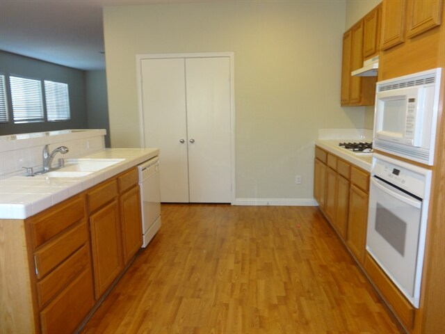Building Photo - 8211 Ridgegate Ct