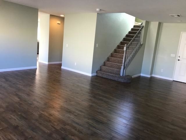 Foto del edificio - 45436 Robinson Dr