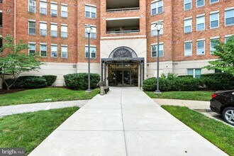 Building Photo - 7317 Eden Brook Dr