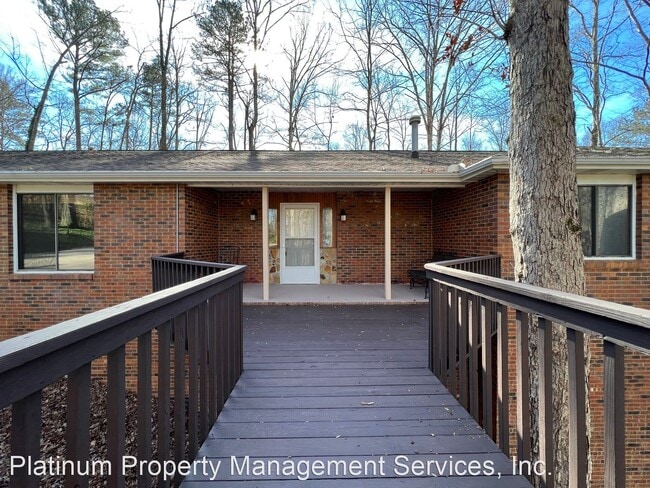 Building Photo - 3 br, 2 bath House - 431 Oakleaf Trl