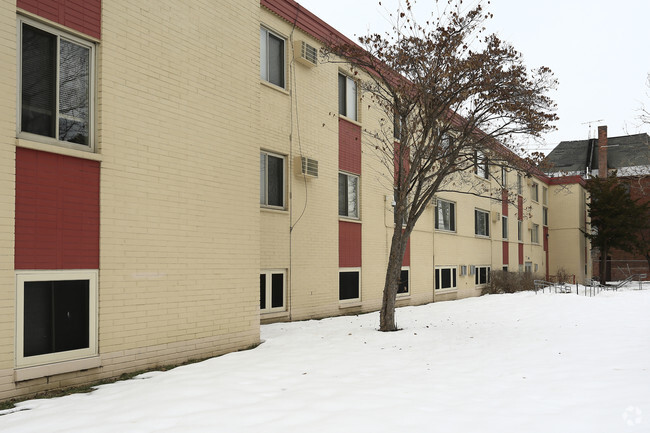 Building Photo - The Western Apartments