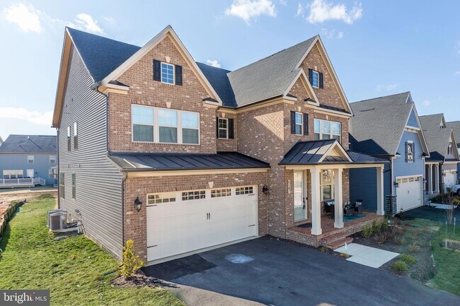 Foto del edificio - 6547 Clubhouse Dr
