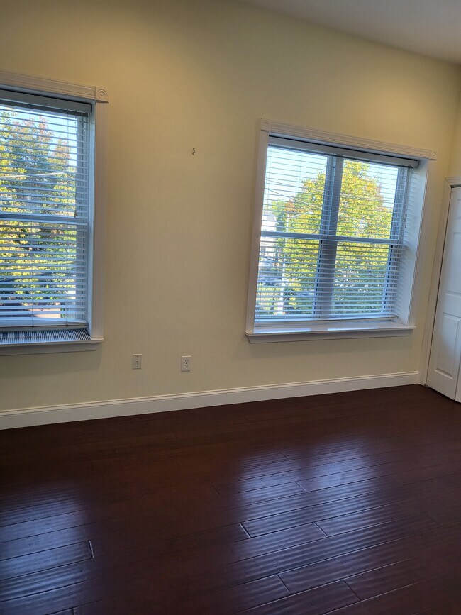 Foto del edificio - 3921 7th St NW