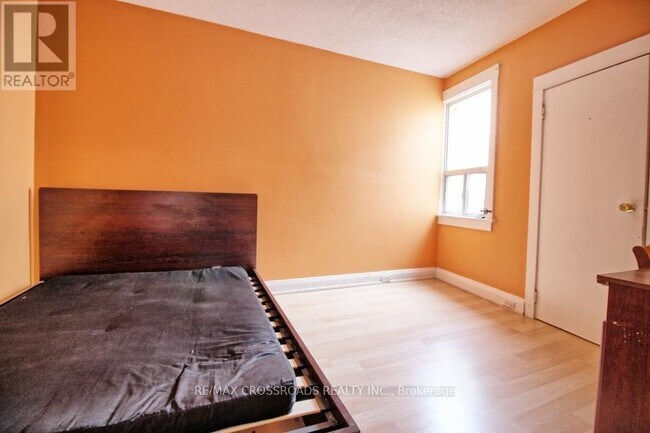 Photo du bâtiment - 2001 Yonge St