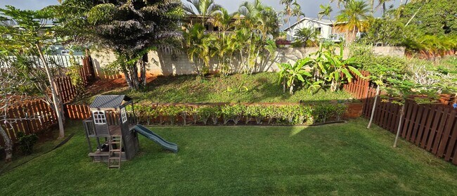 Foto del edificio - Mililani Town - Modern and spacious Four B...