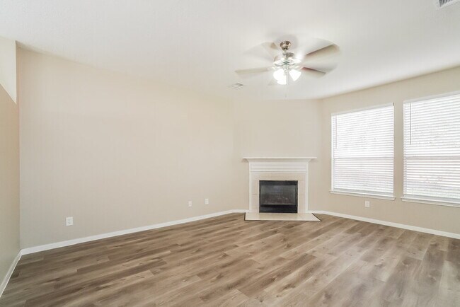 Foto del edificio - 21902 Willow Shadows Dr