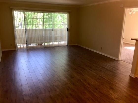 Foto del edificio - 400 N Hollywood Way