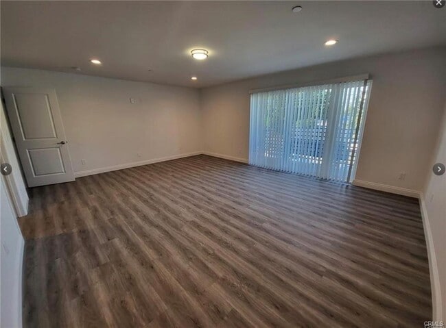 Foto del edificio - 14614 Vanowen St