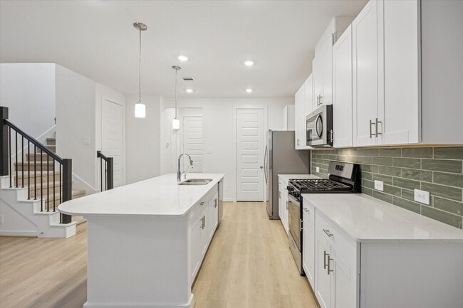 Building Photo - 4113 Fig Grv St