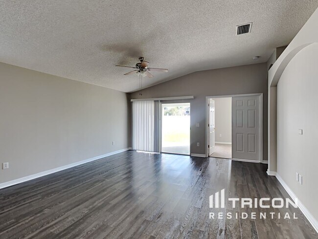 Building Photo - 30944 Midtown Court Wesley Chapel FL