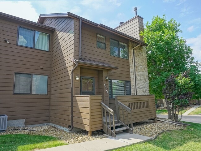 Building Photo - 3372 Capstan Way