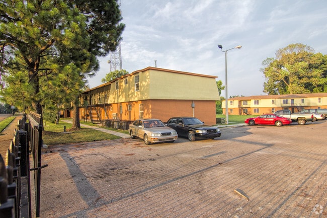Building Photo - Casa Bonita Apartments