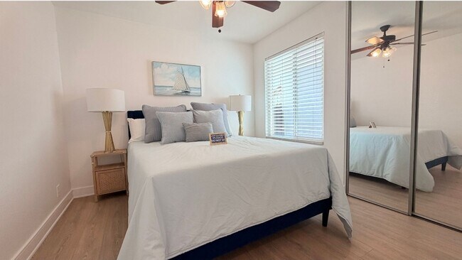 Building Photo - 8861 La Zana Ct