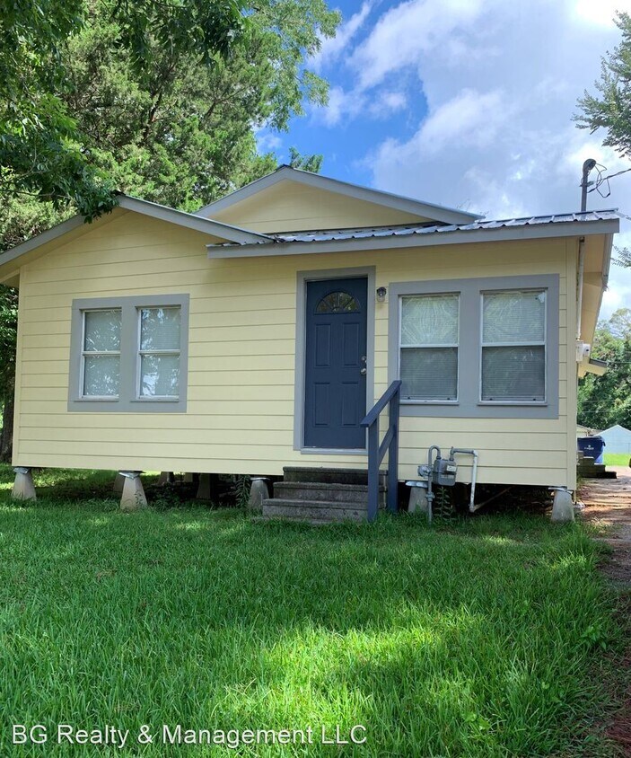 Foto principal - 3 br, 2 bath House - 808 Park Ave