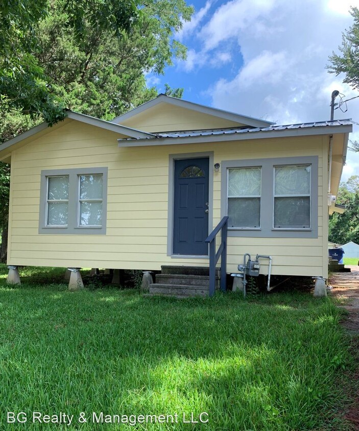 Primary Photo - 3 br, 2 bath House - 808 Park Ave