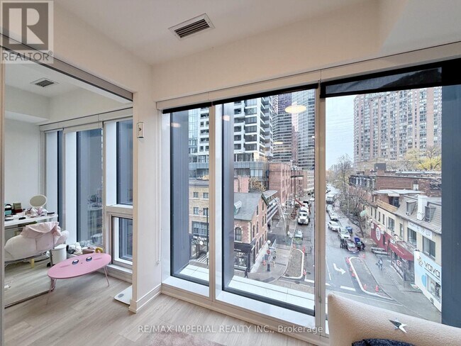 Photo du bâtiment - 3 Gloucester St