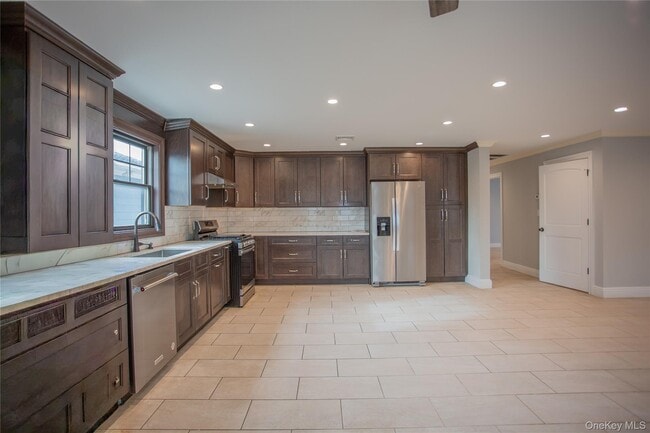 Foto del edificio - 59 Clinton Ave