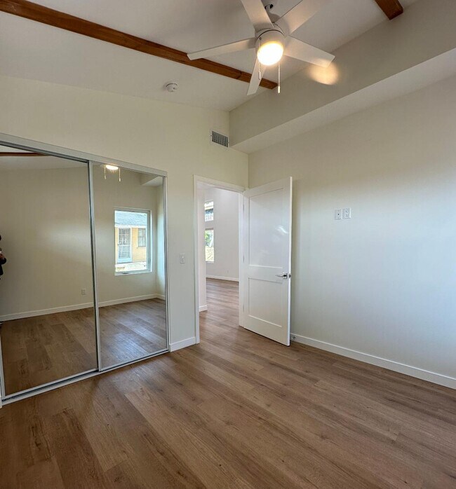 Foto del edificio - 1853 N Ave 53