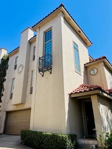 Building Photo - 4504 Bowser Ave