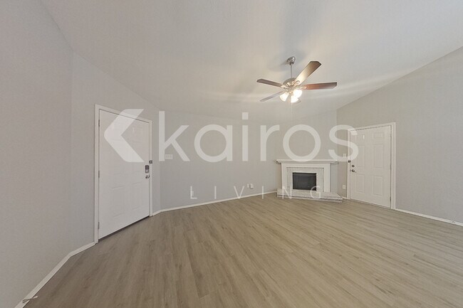 Foto del edificio - 2805 Forest Creek Dr