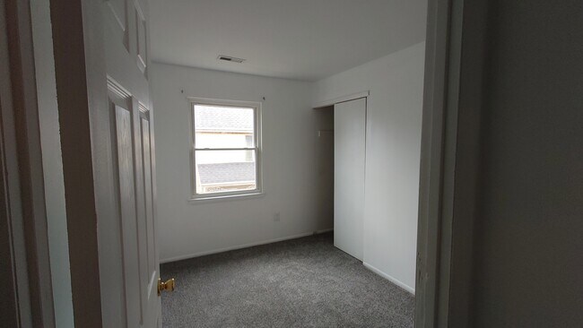 Foto del edificio - 180B Willow Turn