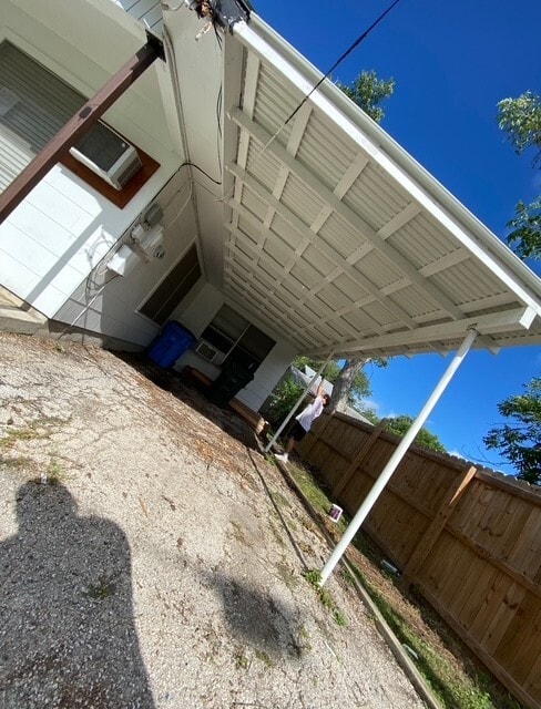 Building Photo - 514 N San Marcos St