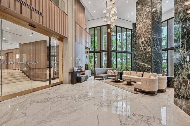 Building Photo - 10175 Collins Ave