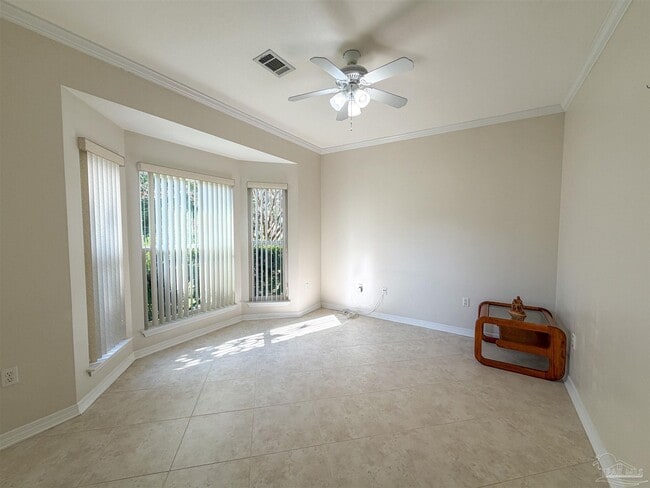 Building Photo - 1490 Chalet Pl