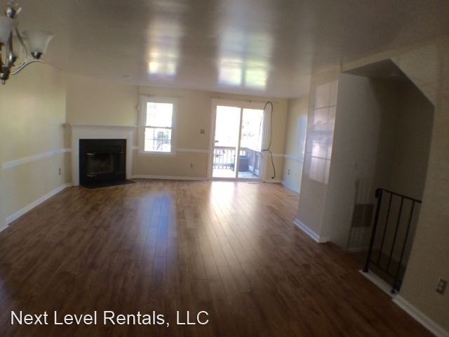 Foto del edificio - 3 br, 3.5 bath House - 8655 Hawk Run Terrace