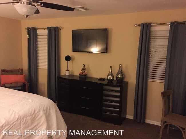 Foto del edificio - 7838 Red Rock Ridge Ave