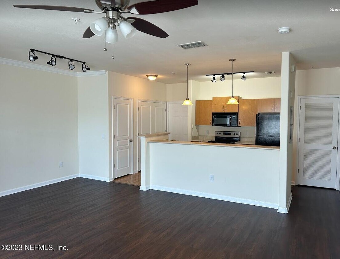 4259 Southside Blvd Unit 1012, Jacksonville, FL 32216 Condo for Rent