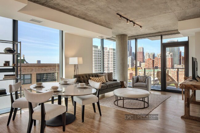 Photo - 1400 S Michigan Ave Apartment