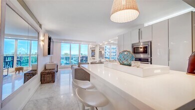 Building Photo - 2301 Collins Ave