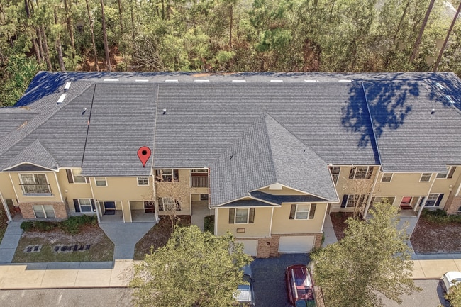 Photo - FOR RENT, 2 bedroom 2.5 bathroom townhouse