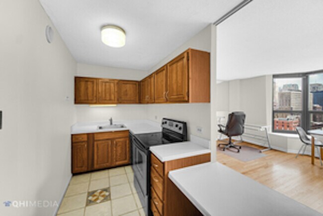 Foto del edificio - 899 S Plymouth Ct