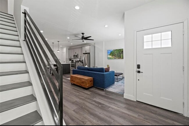 Foto del edificio - 8634 Scott St
