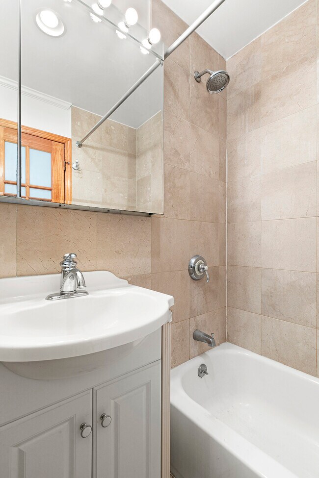 Foto del edificio - 23 Clinton St