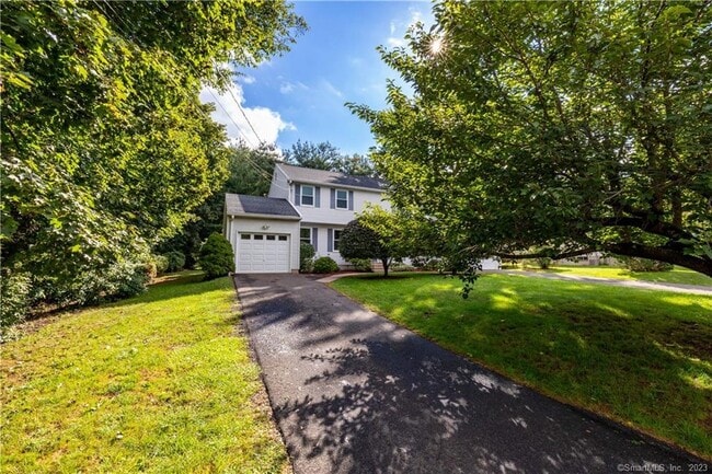 Building Photo - 113 Brandegee Ln