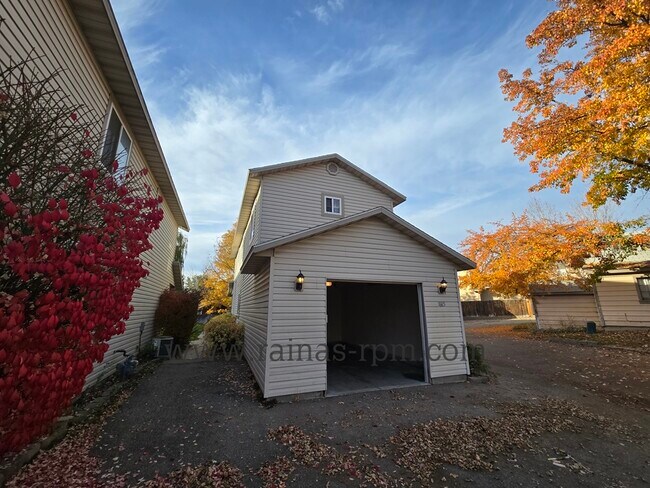 Foto del edificio - 1885 N Allumbaugh St