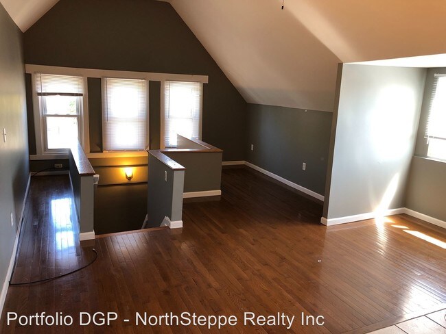 Foto del edificio - 1554-1560 Highland St