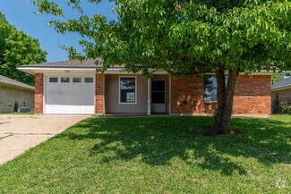 Building Photo - 5507 E Meadow Dr