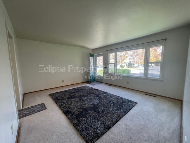 Photo - 447 19th St House