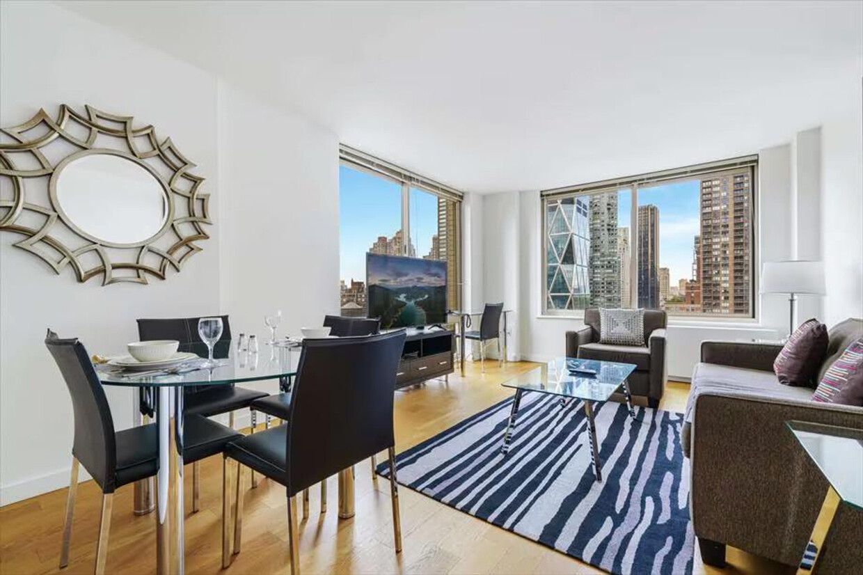 Foto principal - 260 W 54th St