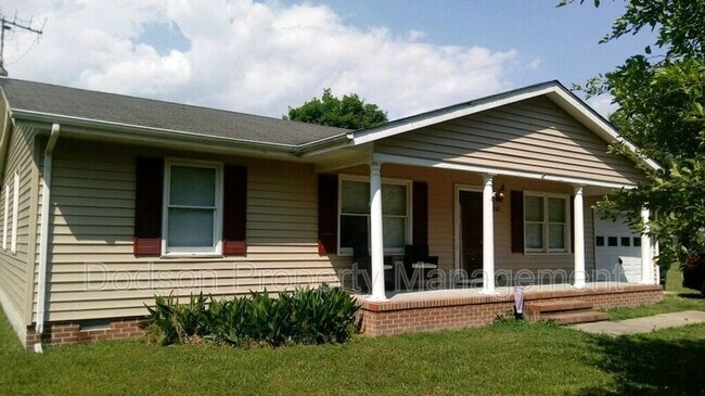 Building Photo - 202 Belmont Dr