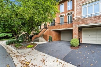 Building Photo - 10903 Whiterim Dr