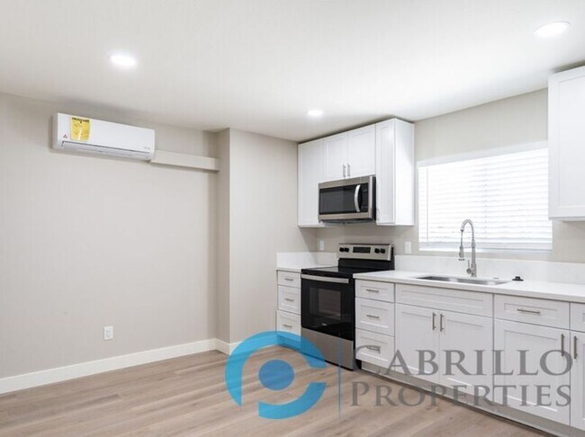 Foto del edificio - 4847 Mansfield St